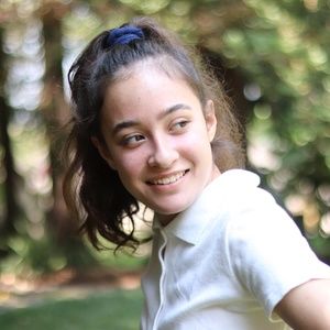 Meet your Posher, Roya